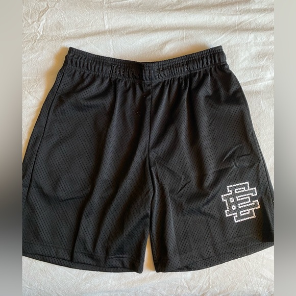 Eric Emanuel EE Basic Shorts - Picture 2 of 4